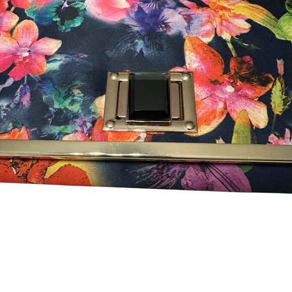 Multicolor Floral Rectangular Convertible Crossbody Clutch - Picture 3 of 10